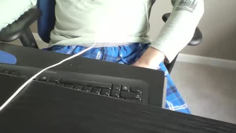 milwaukeebadger24 online show from December 5, 3:30 pm