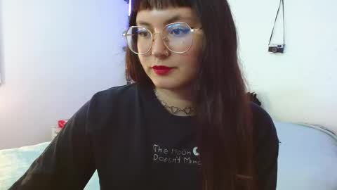 mily_baker online show from December 11, 1:05 am