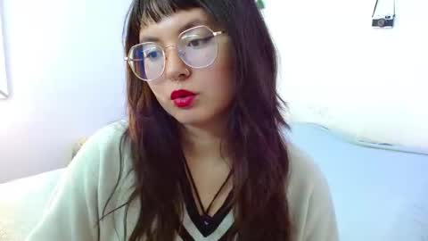 mily_baker online show from January 22, 5:28 pm