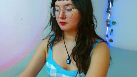 mily_baker online show from February 3, 9:07 pm