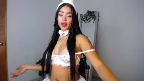 Snapshot of mily_ortiz chatting on October 30, 2:51 pm Mily Ortiz online show from October 30, 2:51 pm