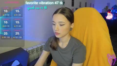 Emily online show from February 9, 9:28 pm