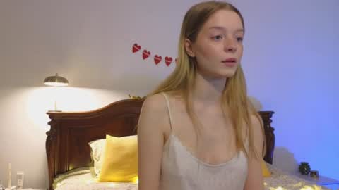 mimichelle online show from December 6, 2:24 am