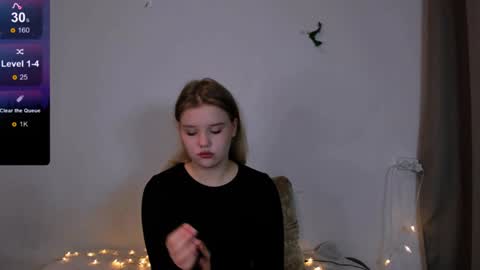 hi Im Mina  online show from December 30, 1:48 am