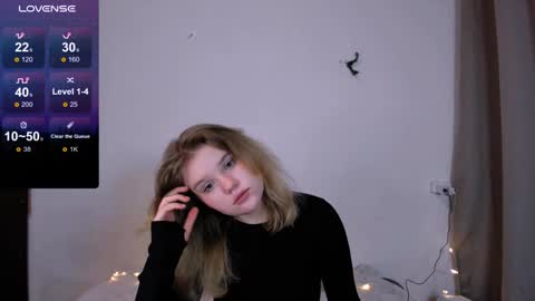 hi Im Mina  online show from December 30, 4:53 am