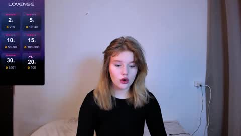 hi Im Mina  online show from January 7, 1:28 am