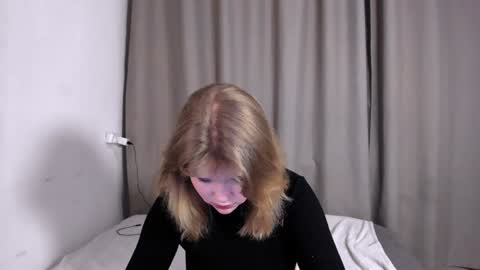 hi Im Mina  online show from January 20, 12:07 pm