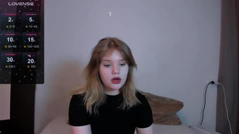 hi Im Mina  online show from February 3, 2:03 am