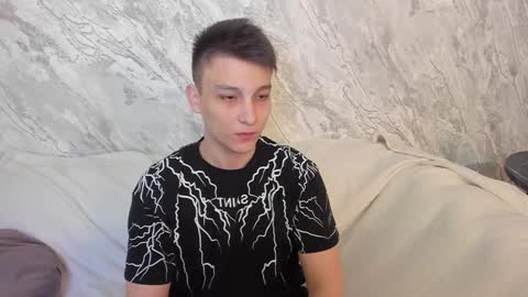 Snapshot of minato_kono chatting on February 1, 12:05 pm minato_kono online show from February 1, 12:05 pm