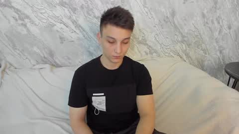 Snapshot of minato_kono chatting on February 2, 12:24 pm minato_kono online show from February 2, 12:24 pm