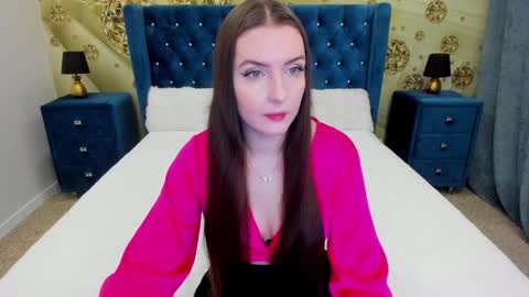 Snapshot of minchelskatrina chatting on January 5, 4:58 am minchelskatrina online show from January 5, 4:58 am