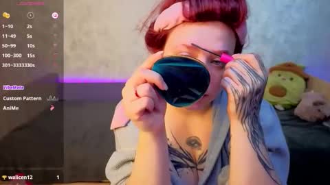 Snapshot of mini_lady2 chatting on November 1, 7:21 am Ruby online show from November 1, 7:21 am