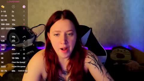 Snapshot of mini_lady2 chatting on November 13, 8:02 am Ruby online show from November 13, 8:02 am