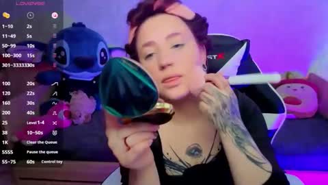 Snapshot of mini_lady2 chatting on November 27, 8:16 am Ruby online show from November 27, 8:16 am