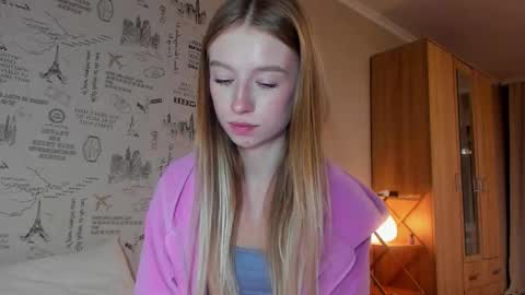 Amelia online show from October 14, 10:32 pm
