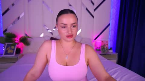 Snapshot of minifox_ chatting on October 5, 7:07 am minifox_ online show from October 5, 7:07 am