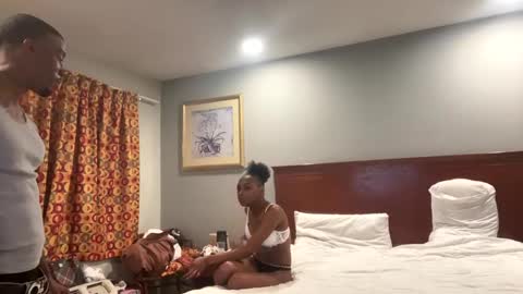 Snapshot of minniehunney chatting on January 18, 11:21 am minniehunney online show from January 18, 11:21 am