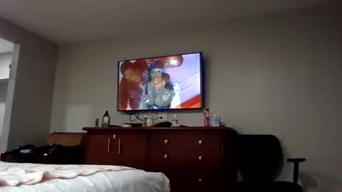 Snapshot of minniehunney chatting on October 8, 7:50 am minniehunney online show from October 8, 7:50 am