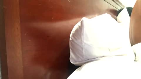 Snapshot of minniehunney chatting on October 18, 11:33 am minniehunney online show from October 18, 11:33 am