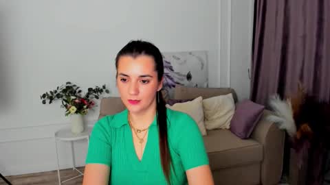 Snapshot of mintydaze chatting on September 30, 7:52 pm Jessi online show from September 30, 7:52 pm