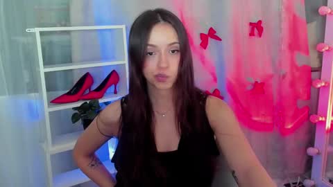 Snapshot of mipsymipson chatting on January 7, 10:22 am NEXT STREAM NOVEMBER 27282930 online show from January 7, 10:22 am