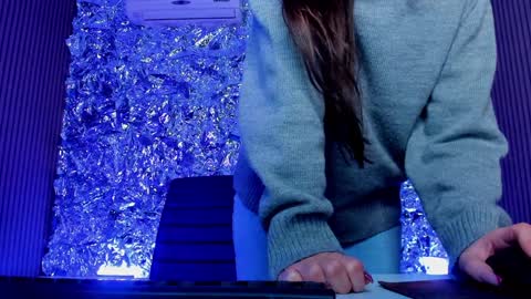 Snapshot of mipsymipson chatting on January 21, 2:11 am NEXT STREAM NOVEMBER 27282930 online show from January 21, 2:11 am