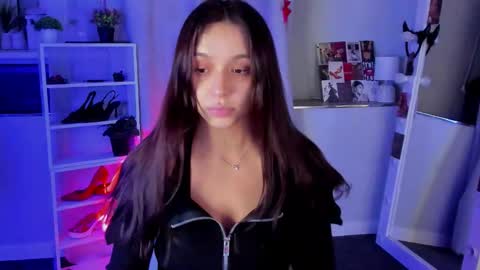 Snapshot of mipsymipson chatting on September 11, 9:53 am NEXT STREAM NOVEMBER 27282930 online show from September 11, 9:53 am