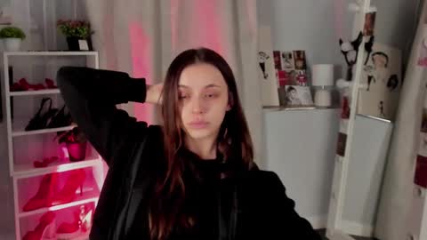 Snapshot of mipsymipson chatting on November 6, 10:27 am NEXT STREAM NOVEMBER 27282930 online show from November 6, 10:27 am