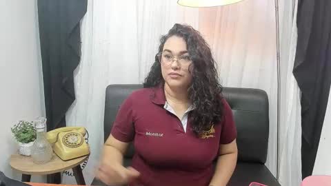 Snapshot of mira_cherry chatting on October 24, 12:30 am mira_cherry online show from October 24, 12:30 am