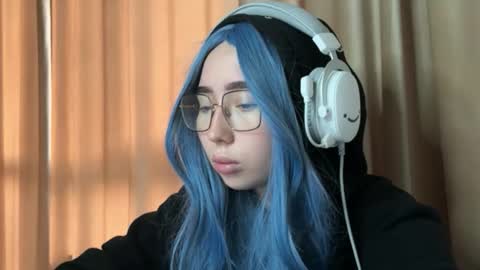 Snapshot of mira_light_ chatting on September 27, 1:10 am mira_light_ online show from September 27, 1:10 am