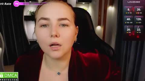 Snapshot of mira_mermayd chatting on November 24, 8:58 am Mira online show from November 24, 8:58 am