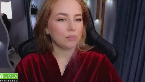 Snapshot of mira_mermayd chatting on November 28, 2:14 am Mira online show from November 28, 2:14 am