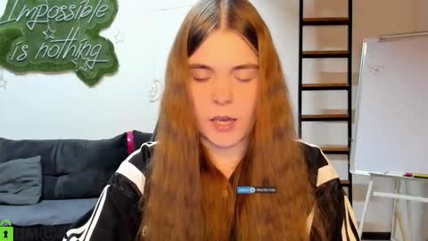 miraa_bloom online show from March 3, 2:45 pm