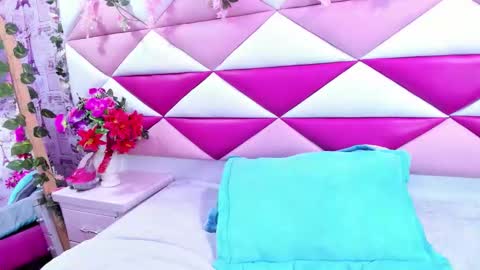 mirabella_miller online show from September 14, 1:54 pm