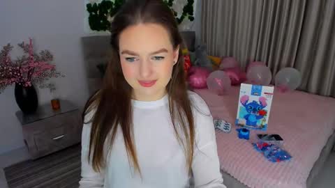 Emma online show from February 24, 10:36 pm