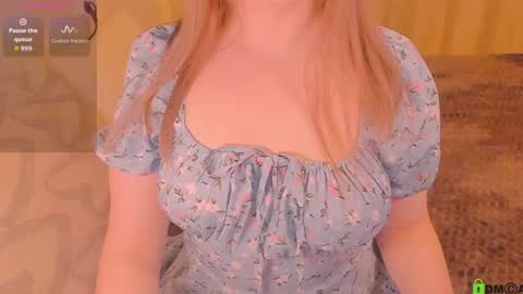 Kira online show from April 3, 7:34 pm