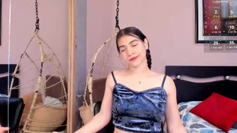    online show from October 7, 11:40 am