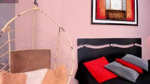    online show from November 15, 12:23 pm