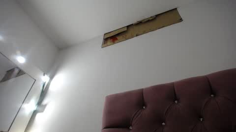 Snapshot of miranda_zacky chatting on September 25, 11:19 pm Miranda Indep Model Thank you very much for all your support online show from September 25, 11:19 pm