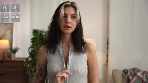 Snapshot of mirandabettman chatting on October 30, 7:43 am My name is Adele online show from October 30, 7:43 am