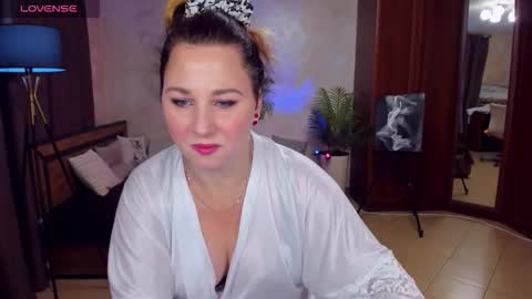 Snapshot of mirandadyson chatting on September 17, 11:01 am MirandaDyson online show from September 17, 11:01 am