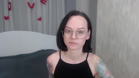 Snapshot of mirasky chatting on February 21, 3:43 pm Mira online show from February 21, 3:43 pm