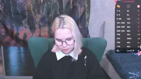 Snapshot of miray_kuriyama chatting on February 10, 11:45 pm Kira online show from February 10, 11:45 pm