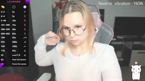 Snapshot of miray_kuriyama chatting on September 14, 6:07 pm Kira online show from September 14, 6:07 pm