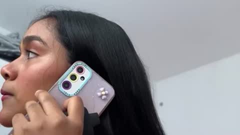 Snapshot of mirella_beck chatting on October 22, 7:35 pm Mirella online show from October 22, 7:35 pm