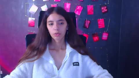 Snapshot of miri_miss chatting on October 25, 12:23 pm Miri online show from October 25, 12:23 pm