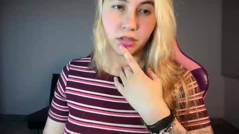 mirilinda online show from February 17, 3:03 am