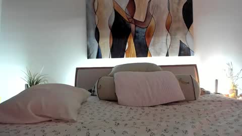 Eva online show from March 1, 8:31 pm