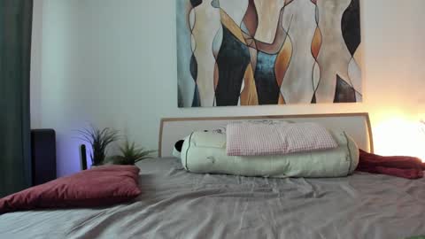 Eva online show from October 6, 7:06 am