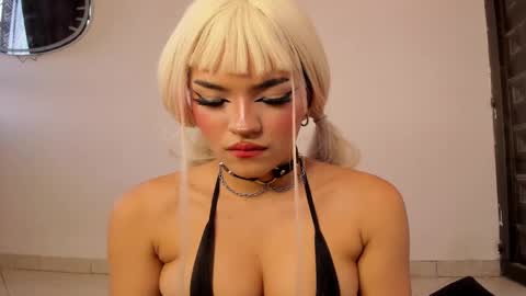 Snapshot of misa___amane chatting on December 16, 10:45 pm Misa Independent model online show from December 16, 10:45 pm